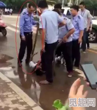 粗暴 交乱叫XXX：震撼揭露某地惊人事件，数十人参与暴力冲突引发社会广泛关注！