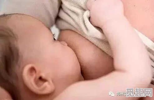 母乳喂养的益处与挑战：如何科学地支持新生儿健康成长，提升母婴亲密关系的重要性分析